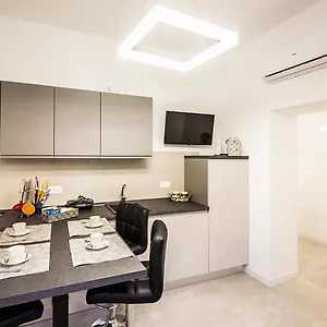 https://suite-ca-della-tana.hotelinveneto.com
