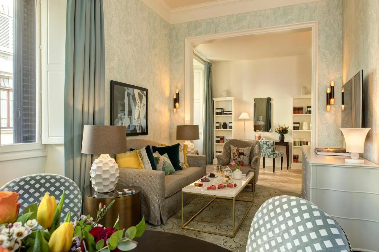 Rocco Forte Hotel Savoy Florence 5*,  Italy
